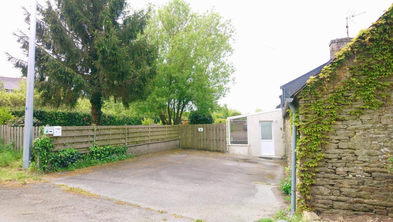 Le Jardin De Leonie Villa Ergué-Gabéric Exteriör bild